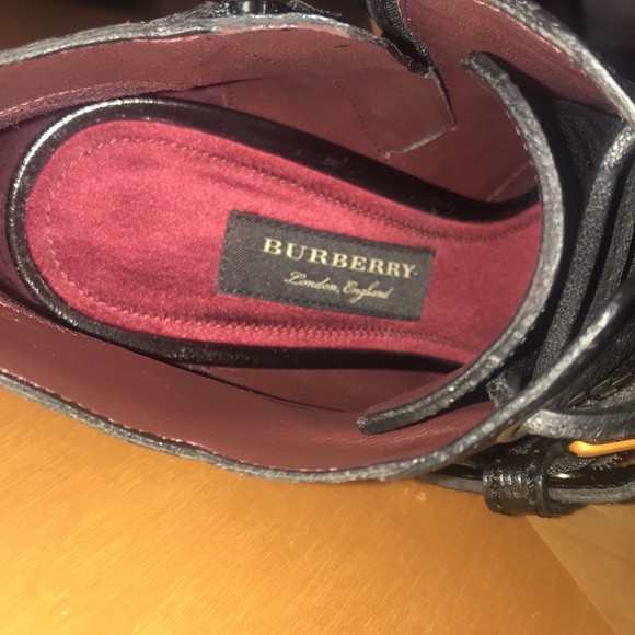 BURBERRY AUTHENTIC, SIZE 35.5 (5.5) high hill 4” - Picture 5 of 13